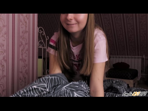 ❤️ Blondie анын BFF анын терең соруп жана анын оозуна сперма алат ❤️❌ Порно ky.sex00.top ❌️❤